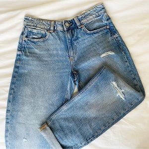 Devyn Low-Rise Boyfriend Jeans